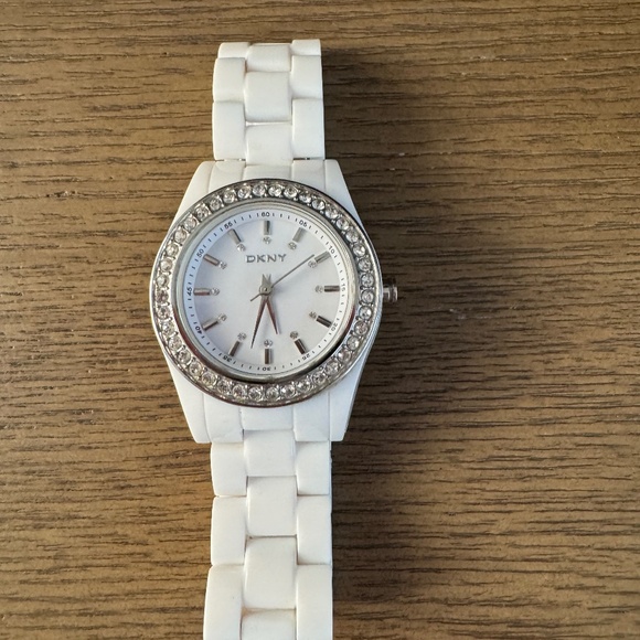 DKNY Watch - Picture 1 of 2